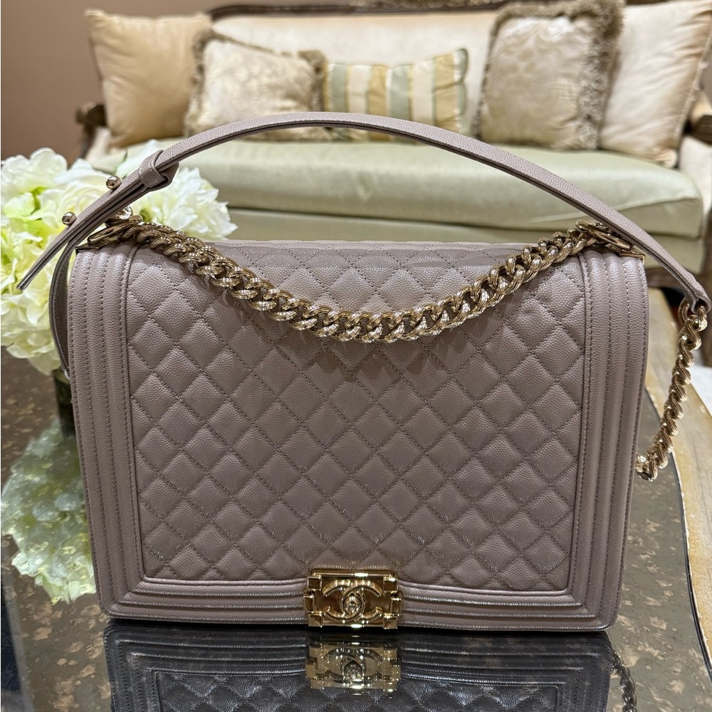 CHANEL